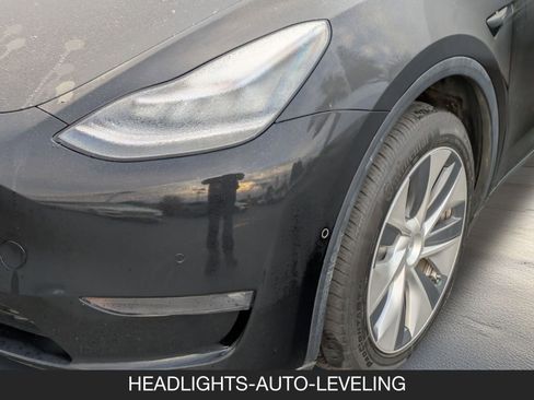 Used 2021 Tesla Model Y 2WD image 10