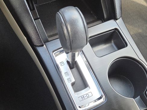 Used 2018 Subaru Outback 2.5i Premium image 32