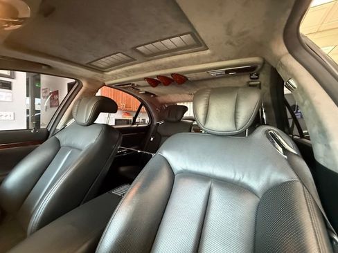 Used 2005 Maybach 57 RWD image 12