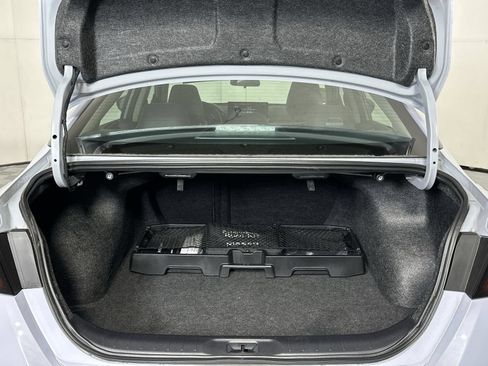 Used 2025 Nissan Altima 2.5 SR w/ SR Premium Package FWD image 24