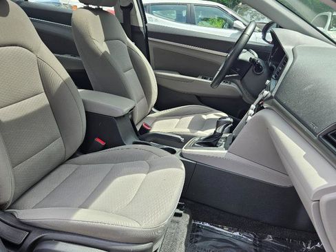 Used 2020 Hyundai Elantra Value Edition image 29