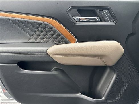 Certified 2023 GMC Canyon Denali AWD/4WD image 27