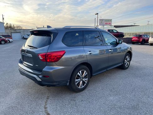 Used 2019 Nissan Pathfinder S image 3