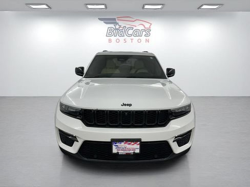 Used 2022 Jeep Grand Cherokee Limited 4xe w/ Luxury Tech Group II AWD/4WD image 2