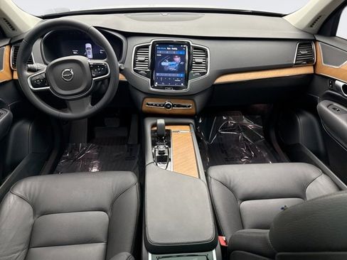 Used 2023 Volvo XC90 T8 Plus w/ Protection Package Premier image 14