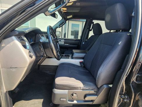Used 2016 Ford Expedition XLT AWD/4WD image 9