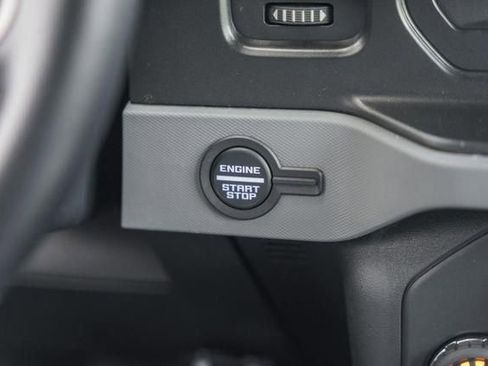 Used 2023 Ford Bronco Black Diamond image 27