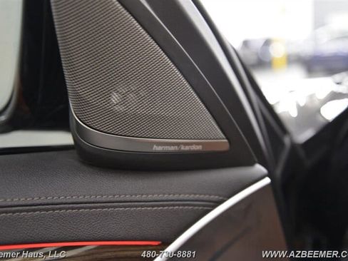 Used 2022 BMW M550i xDrive w/ Executive Package image 27