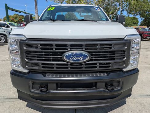 Certified 2025 Ford F250 XL w/ XL Driver Assist Package AWD/4WD image 8