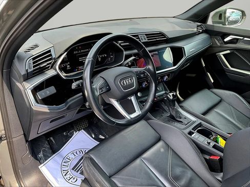 Used 2020 Audi Q3 2.0T Premium Plus w/ Premium Plus Package AWD/4WD image 16