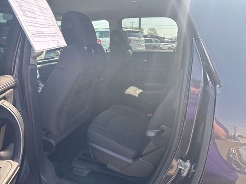 Used 2016 GMC Acadia SLE AWD/4WD image 10