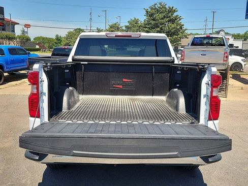Used 2019 Chevrolet Silverado 1500 LT RWD image 8