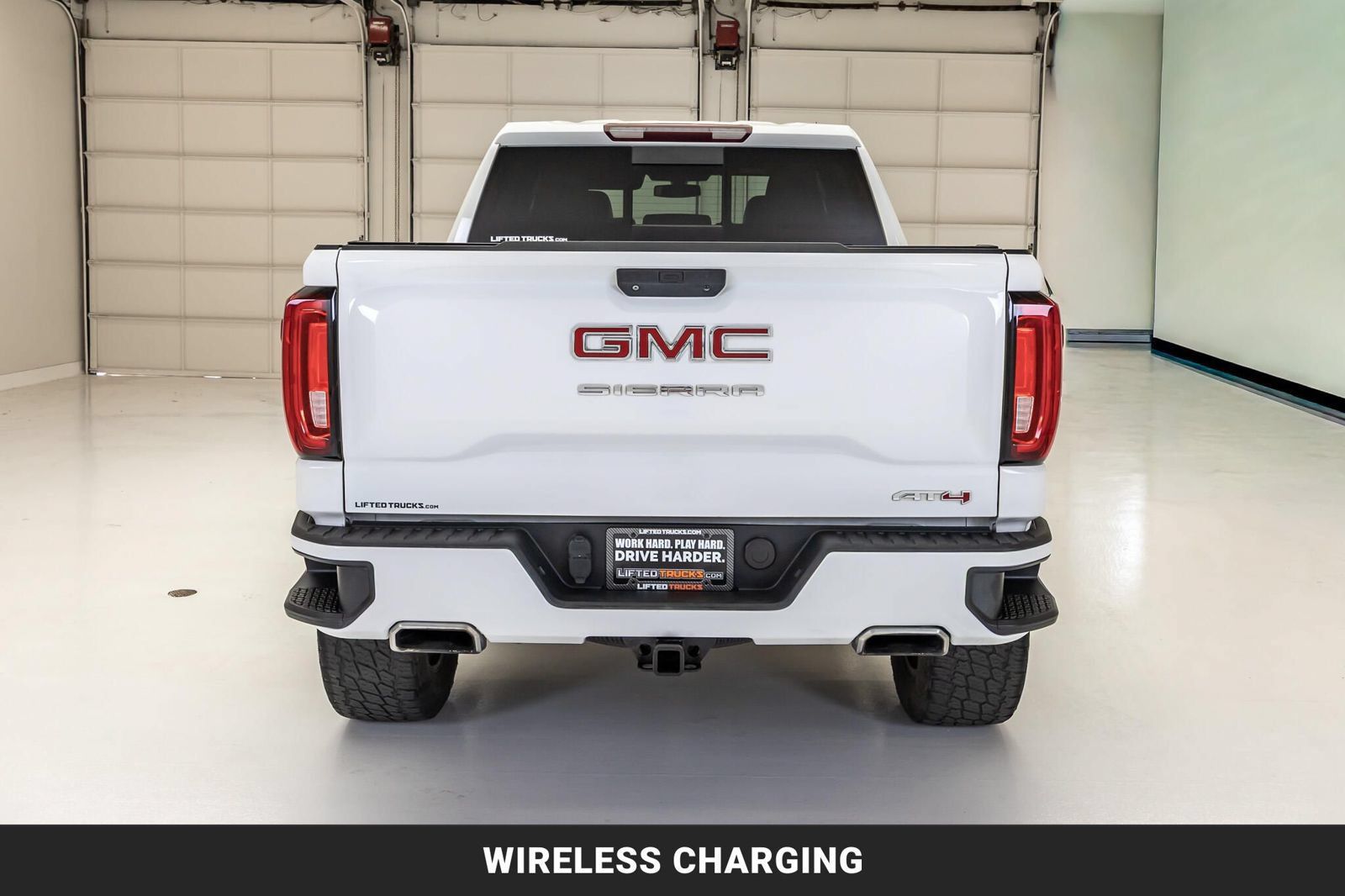 Used 2019 GMC Sierra 1500 AT4 w/ AT4 Preferred Package AWD/4WD image 7