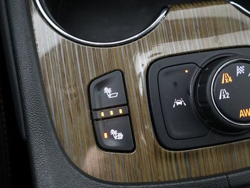 Used 2023 GMC Acadia SLE w/ Driver Convenience Package image 51