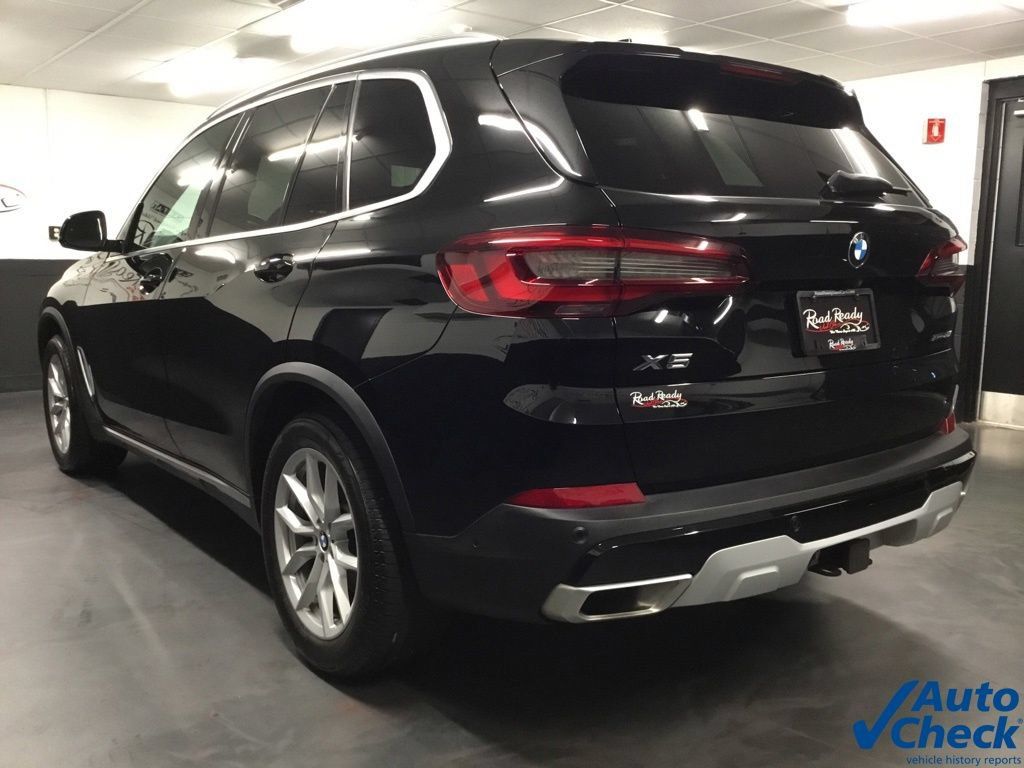 Used 2023 BMW X5 xDrive40i w/ Premium Package AWD/4WD image 8