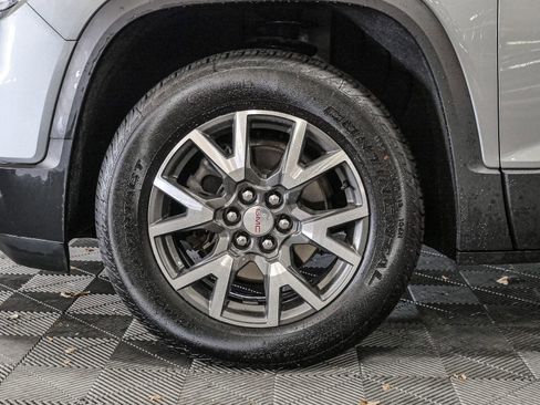 Certified 2023 GMC Acadia SLE w/ Driver Convenience Package image 20