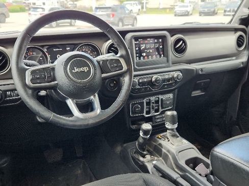 Used 2020 Jeep Gladiator Sport w/ Quick Order Package 24S AWD/4WD image 10