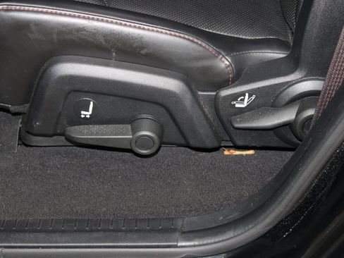 Used 2018 Dodge Journey GT FWD image 23