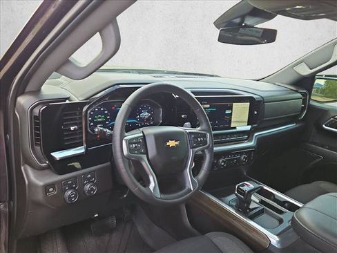 Certified 2023 Chevrolet Silverado 1500 LT AWD/4WD image 10