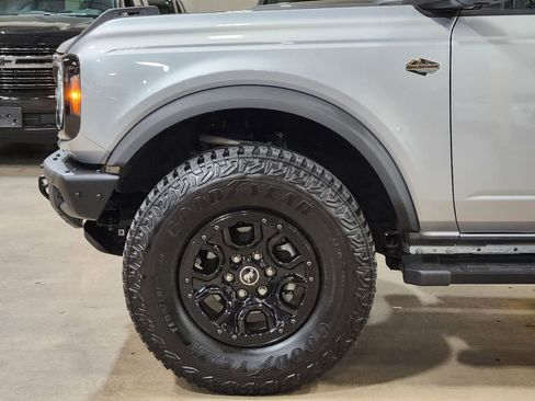 Used 2024 Ford Bronco Wildtrak AWD/4WD image 5