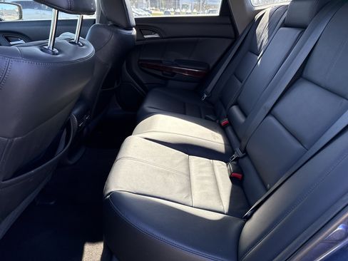 Used 2012 Honda Crosstour EX-L image 31