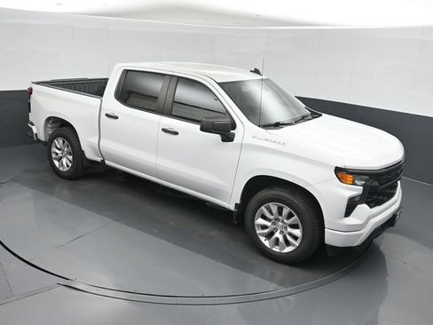 Used 2022 Chevrolet Silverado 1500 Custom RWD image 29