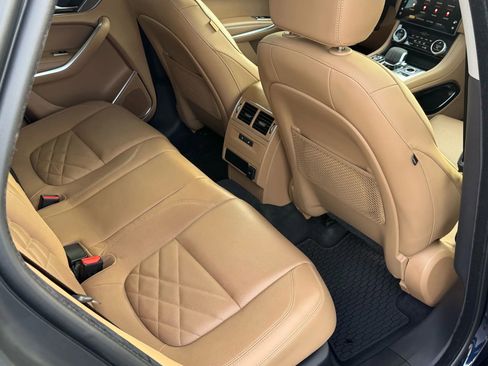 Used 2022 Jaguar F-PACE S image 20