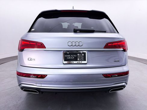 Used 2022 Audi Q5 2.0T Premium w/ Convenience Package AWD/4WD image 13