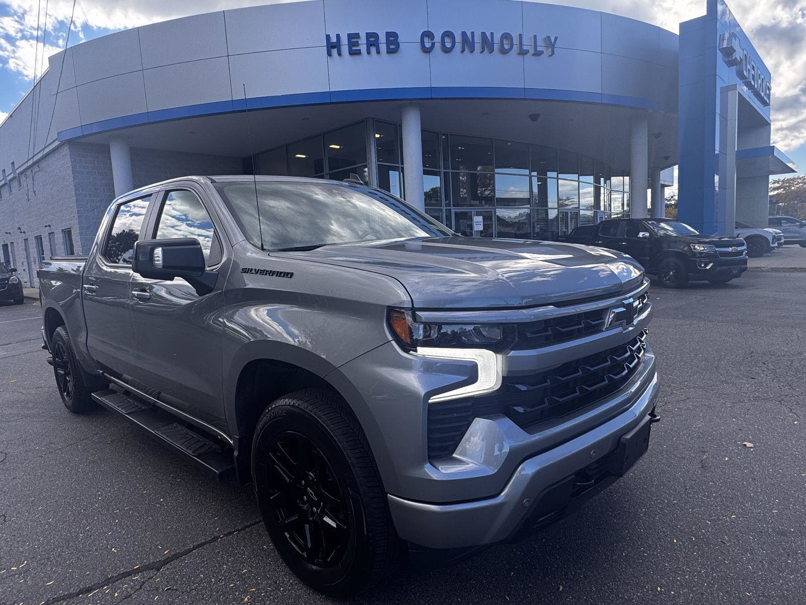Certified 2024 Chevrolet Silverado 1500 RST w/ Dark Appearance Package AWD/4WD image 1