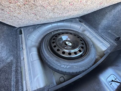 Used 2014 Dodge Dart Limited image 29