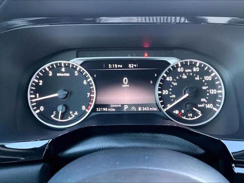 Certified 2025 Nissan Pathfinder SV image 24