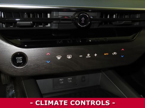 Used 2025 Nissan Murano SL image 24