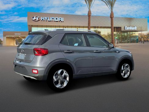 New 2026 Hyundai Venue SEL FWD image 8