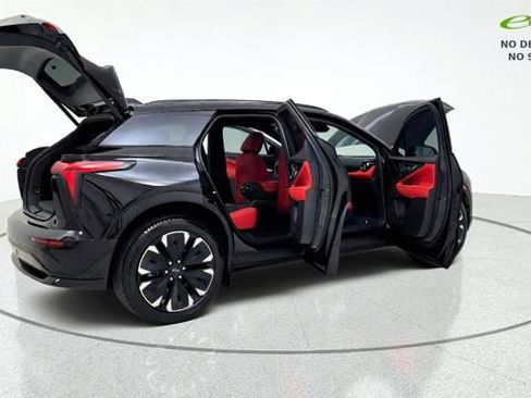 Used 2024 Chevrolet Blazer EV RS AWD/4WD image 19