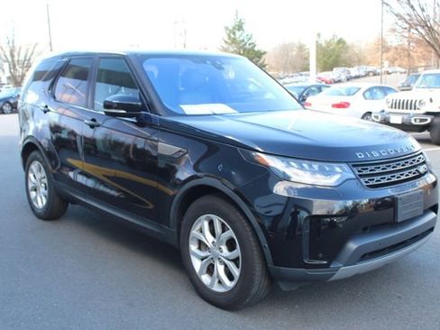 Used 2019 Land Rover Discovery SE image 10