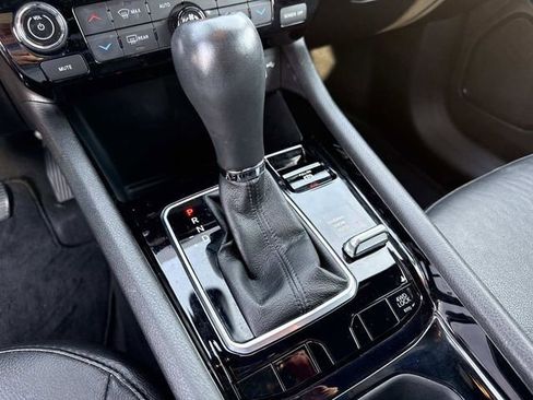 Used 2022 Jeep Compass Limited image 28