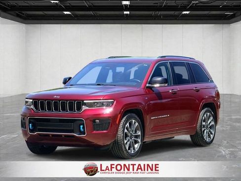 Used 2023 Jeep Grand Cherokee Overland w/ Luxury Tech Group IV AWD/4WD image 1