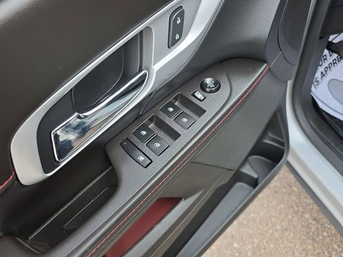 Used 2015 GMC Terrain SLE image 11