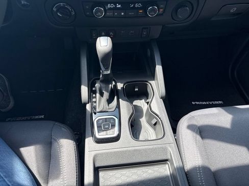 New 2026 Nissan Frontier SV w/ SV Convenience Package AWD/4WD image 22