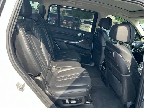 Used 2020 BMW X7 xDrive40i w/ Premium Package AWD/4WD image 31