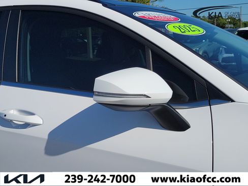 Certified 2025 Kia Sportage EX w/ Premium Package FWD image 8
