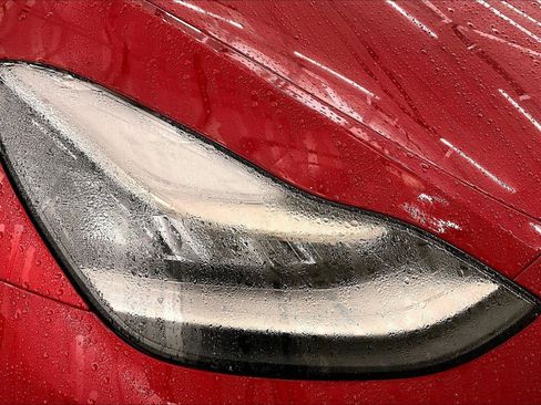 Used 2020 Tesla Model Y Long Range image 27