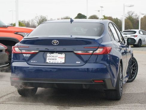 New 2026 Toyota Camry SE image 10