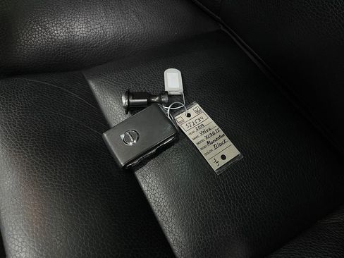 Used 2019 Volvo XC90 T5 Momentum w/ Protection Package Premier image 40