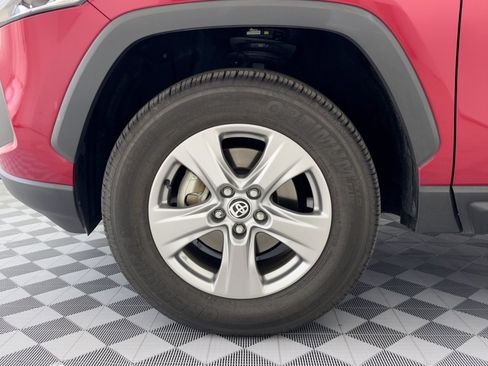 Used 2022 Toyota RAV4 XLE w/ Convenience Package AWD/4WD image 13
