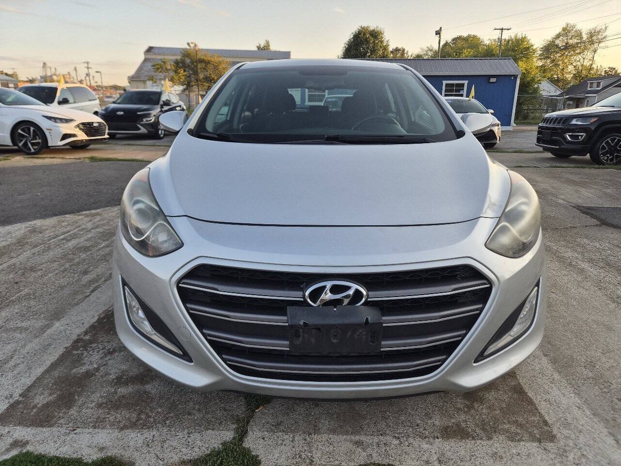 Used 2016 Hyundai Elantra GT w/ Option Group 02 FWD image 7