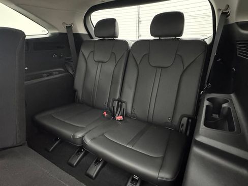 Used 2022 Kia Sorento S w/ Panoramic Sunroof Package AWD/4WD image 39