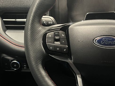 Used 2025 Ford Explorer ST-Line w/ Premium Package image 19