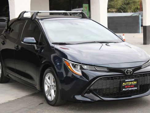 Used 2022 Toyota Corolla SE FWD image 3