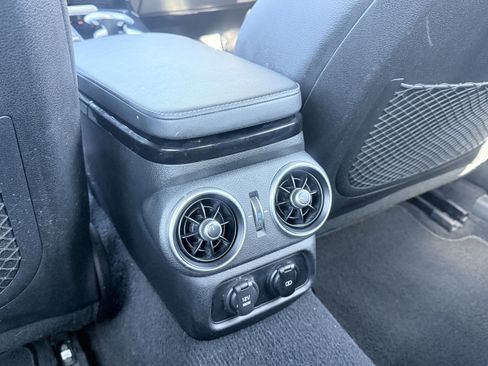 Used 2022 Kia Stinger GT-Line image 51